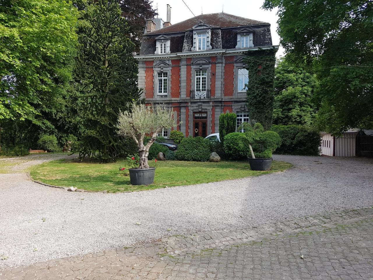 Chateau Lambert Moulinsart Hotel, Shuttle Airport, Long Term Parking, Snooker, Large Terrasse, Dinner, Breakfast Шарлеруа Екстер'єр фото