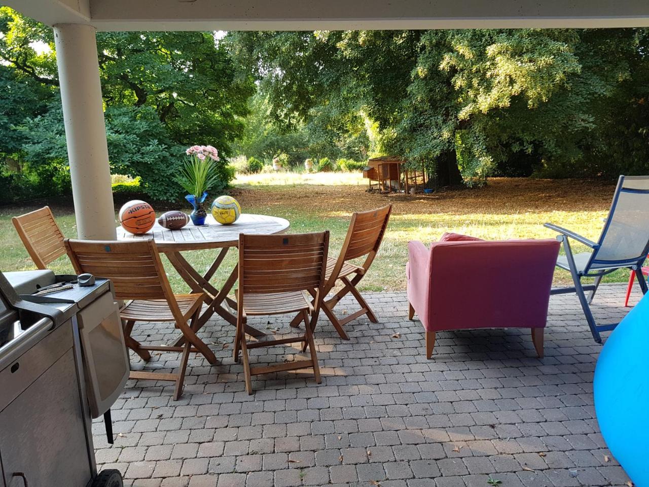 Chateau Lambert Moulinsart Hotel, Shuttle Airport, Long Term Parking, Snooker, Large Terrasse, Dinner, Breakfast Шарлеруа Екстер'єр фото
