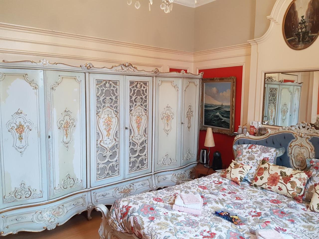 Chateau Lambert Moulinsart Hotel, Shuttle Airport, Long Term Parking, Snooker, Large Terrasse, Dinner, Breakfast Шарлеруа Екстер'єр фото